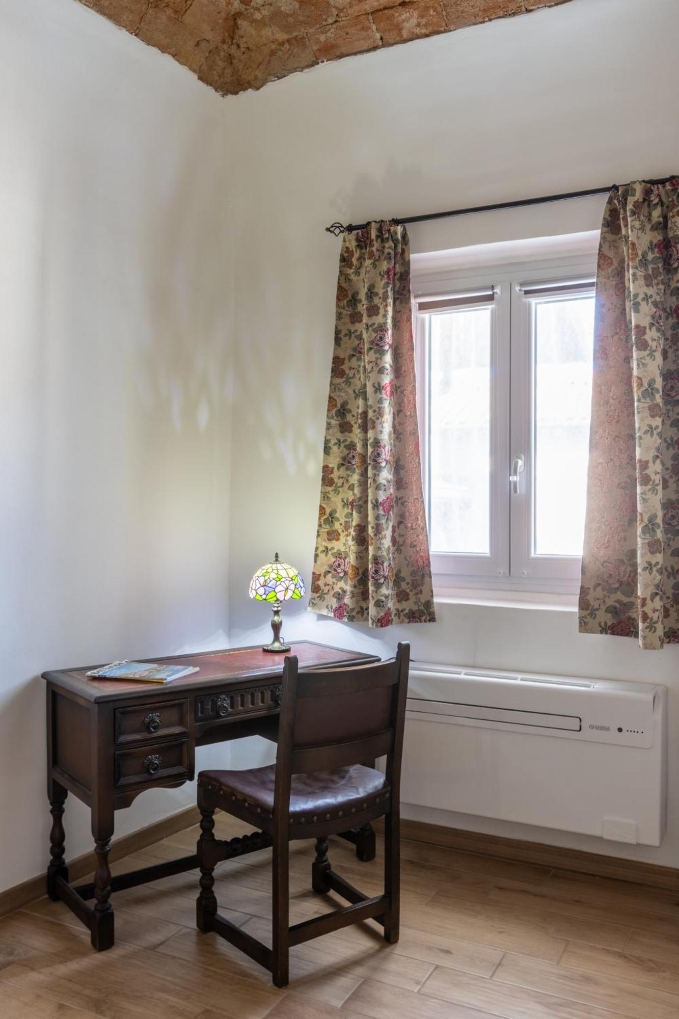 Chrizia Hotel Novi Ligure Eksteriør billede